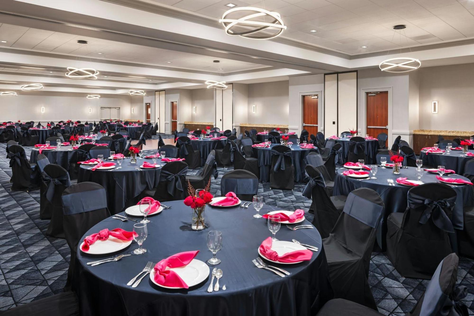 Отель Courtyard By Marriott Sacramento Cal Expo Экстерьер фото